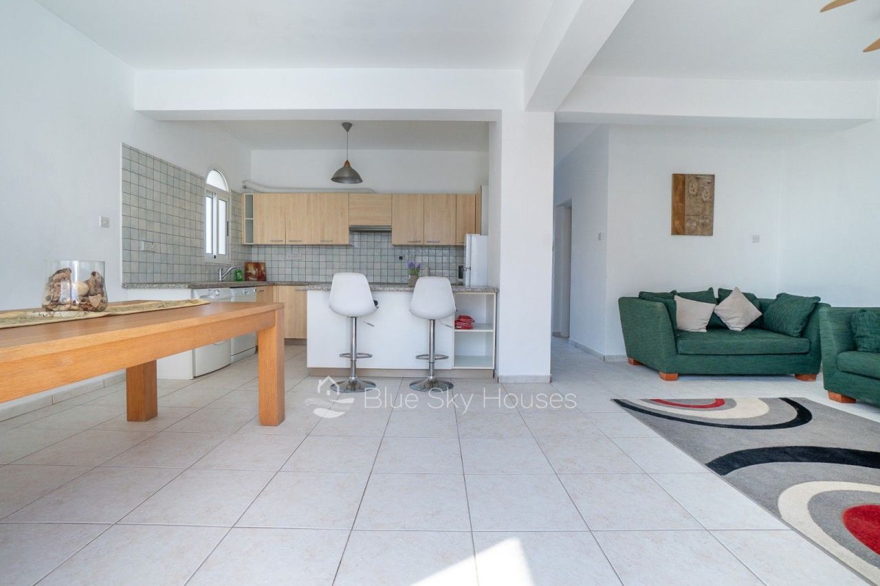 Villa in Paphos, Cyprus, 140 m² - picture 8