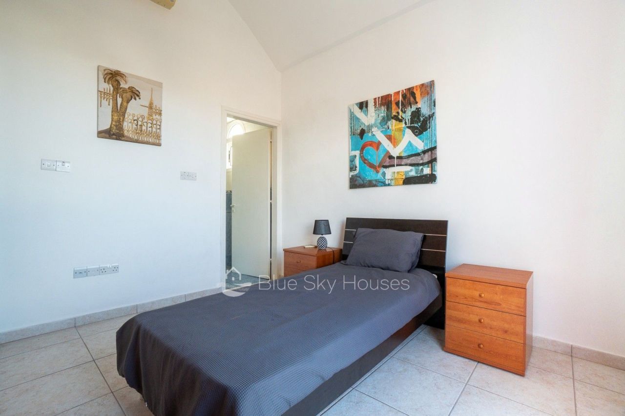 Villa in Paphos, Cyprus, 140 m² - picture 19