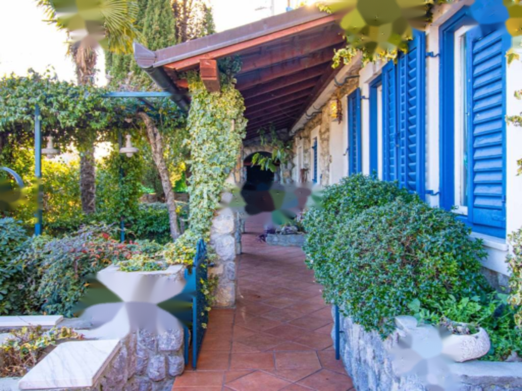 Casa a Opatija, Croazia, 337 m² - foto 1