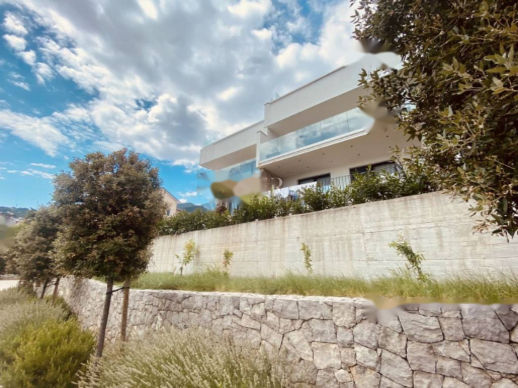 Maison à Opatija, Croatie, 250 m² - image 1