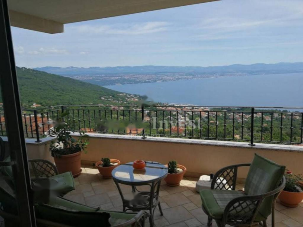 Flat in Opatija, Croatia, 114 m² - picture 2