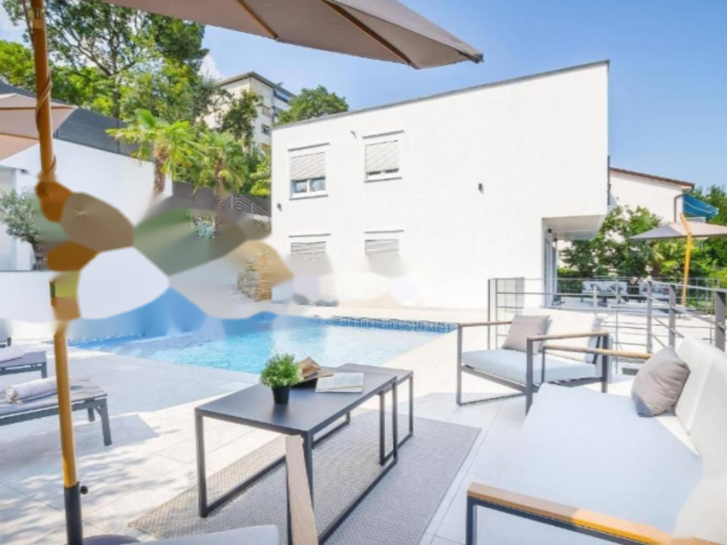 Casa a Opatija, Croazia, 300 m² - foto 2