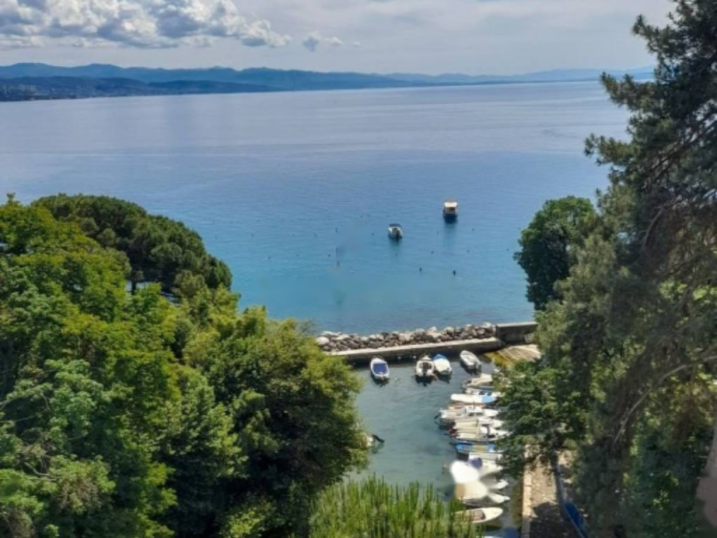 Piso en Opatija, Croacia, 70 m² - imagen 4