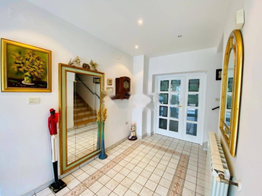 Casa a Opatija, Croazia, 360 m² - foto 5