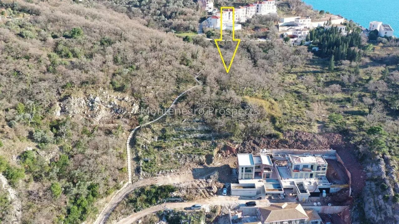 Terreno a Rezevici, Montenegro, 1 364 m2 - foto 5