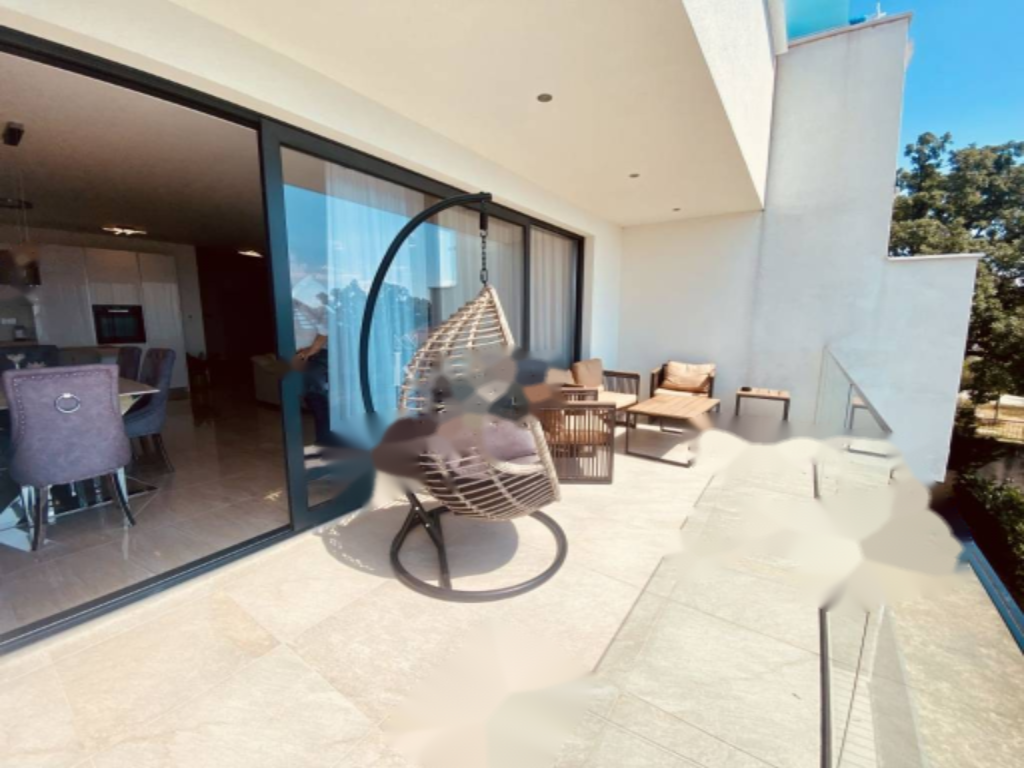 Maison à Opatija, Croatie, 250 m² - image 7