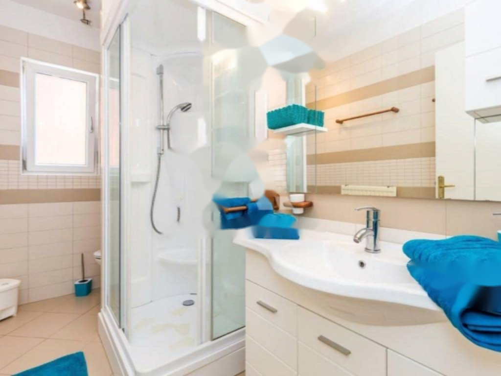 Piso en Opatija, Croacia, 140 m² - imagen 10