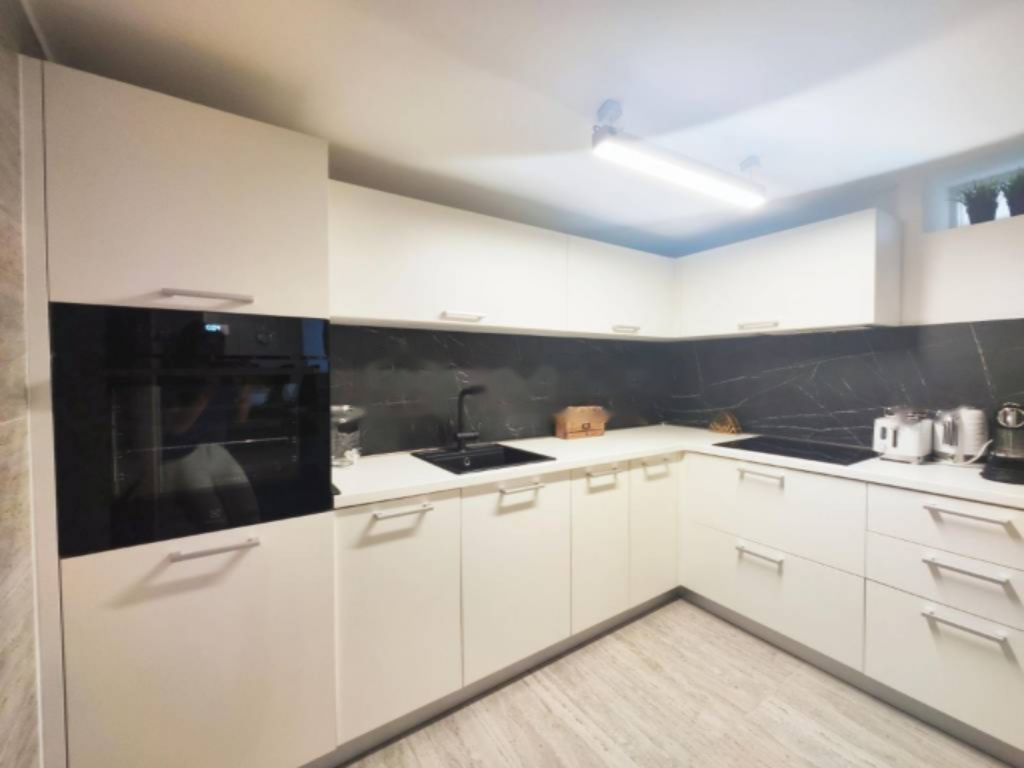 Piso en Opatija, Croacia, 103 m² - imagen 12