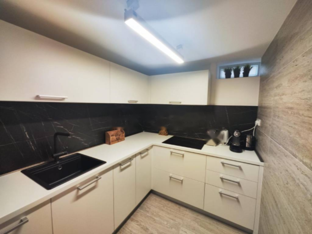 Piso en Opatija, Croacia, 103 m² - imagen 13