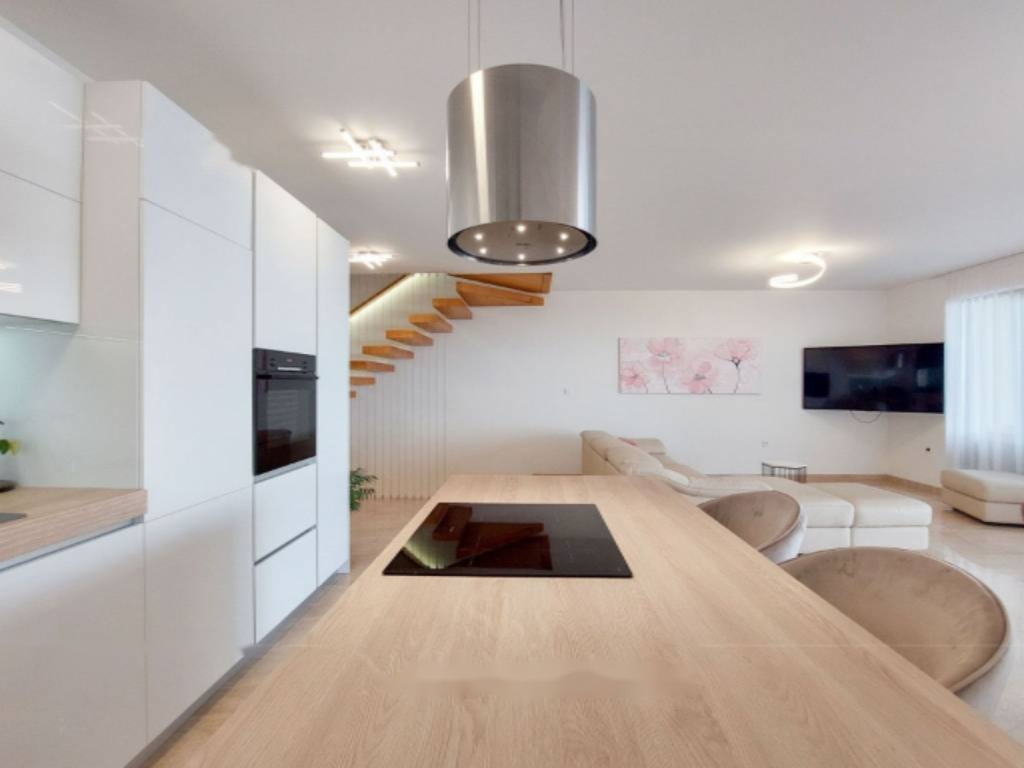 Maison à Opatija, Croatie, 250 m² - image 14