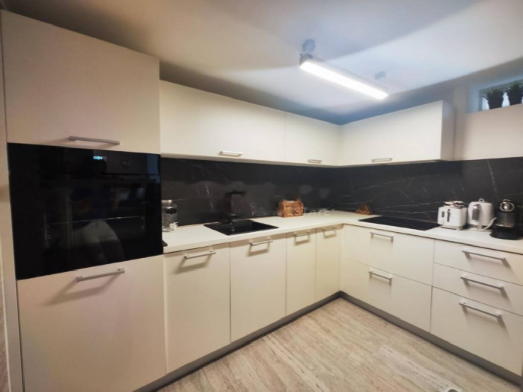 Piso en Opatija, Croacia, 103 m² - imagen 15