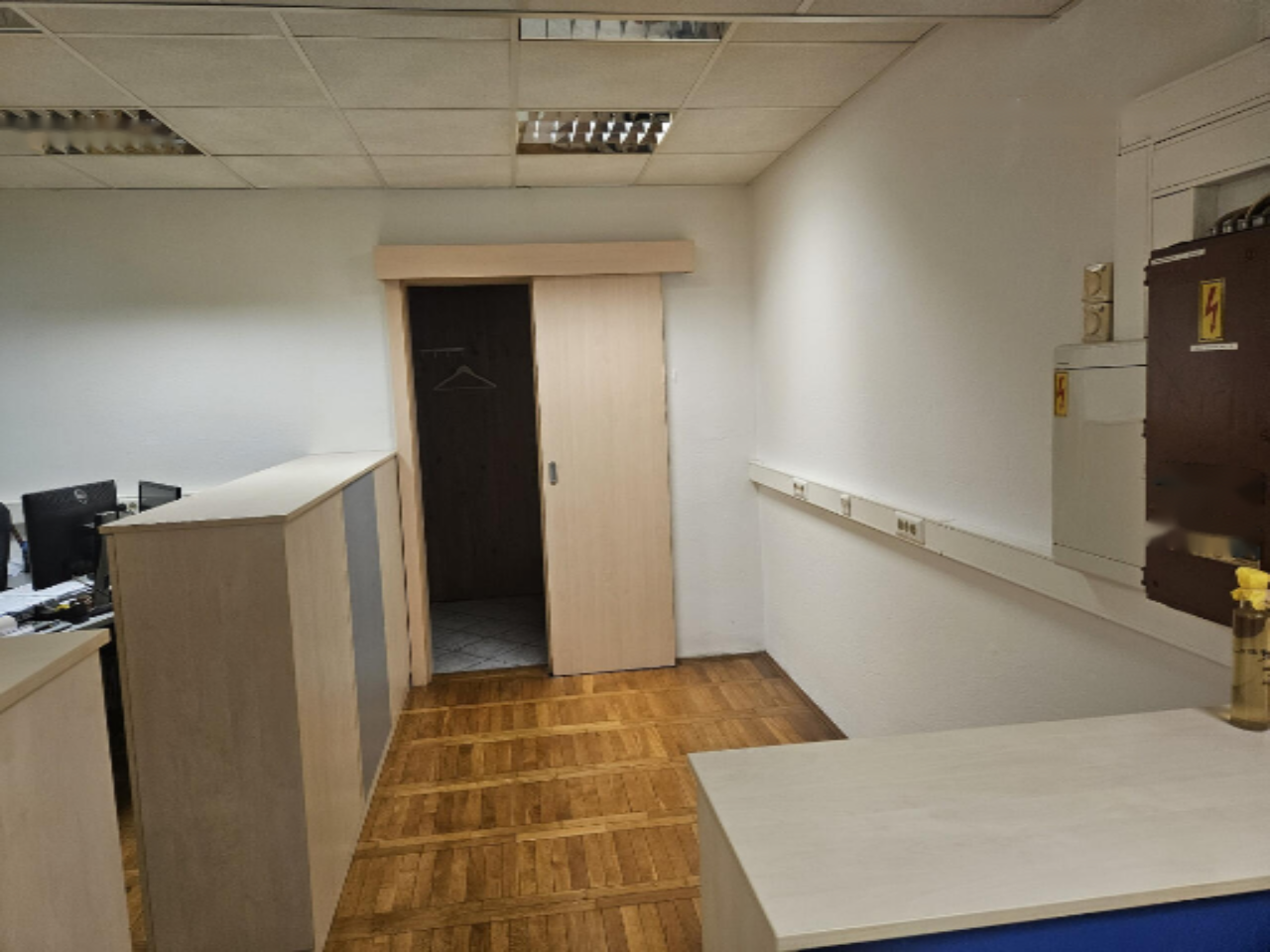 Bureau à Ljubljana, Slovénie, 109 m² - image 16