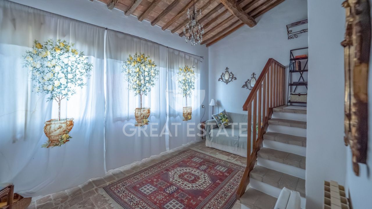 Casa Castel del Piano, Italia, 637.5 m² - imagen 18