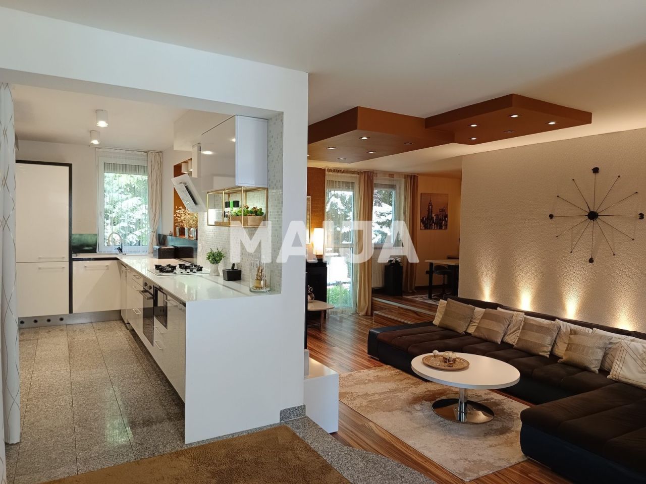 Casa a Budapest, Ungheria, 260 m² - foto 1