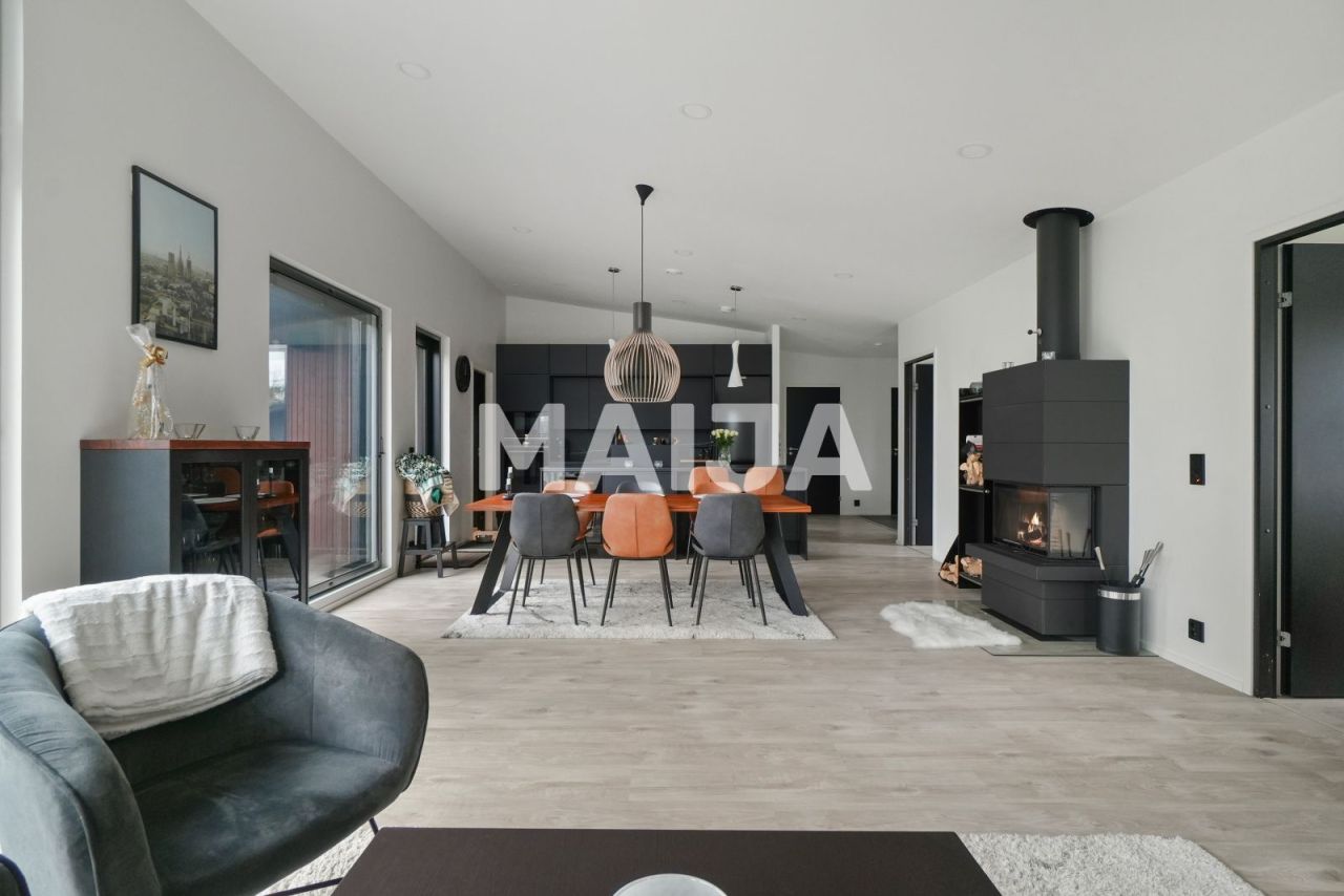 Casa en Riihimaki, Finlandia, 154 m² - imagen 9