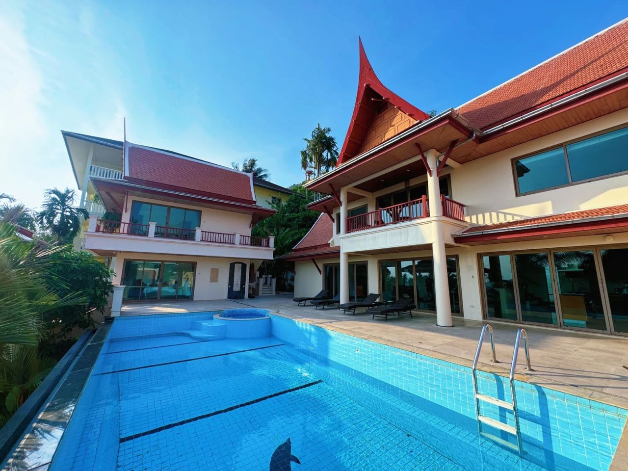 Villa à Phuket, Thaïlande, 1 215 m² - image 2