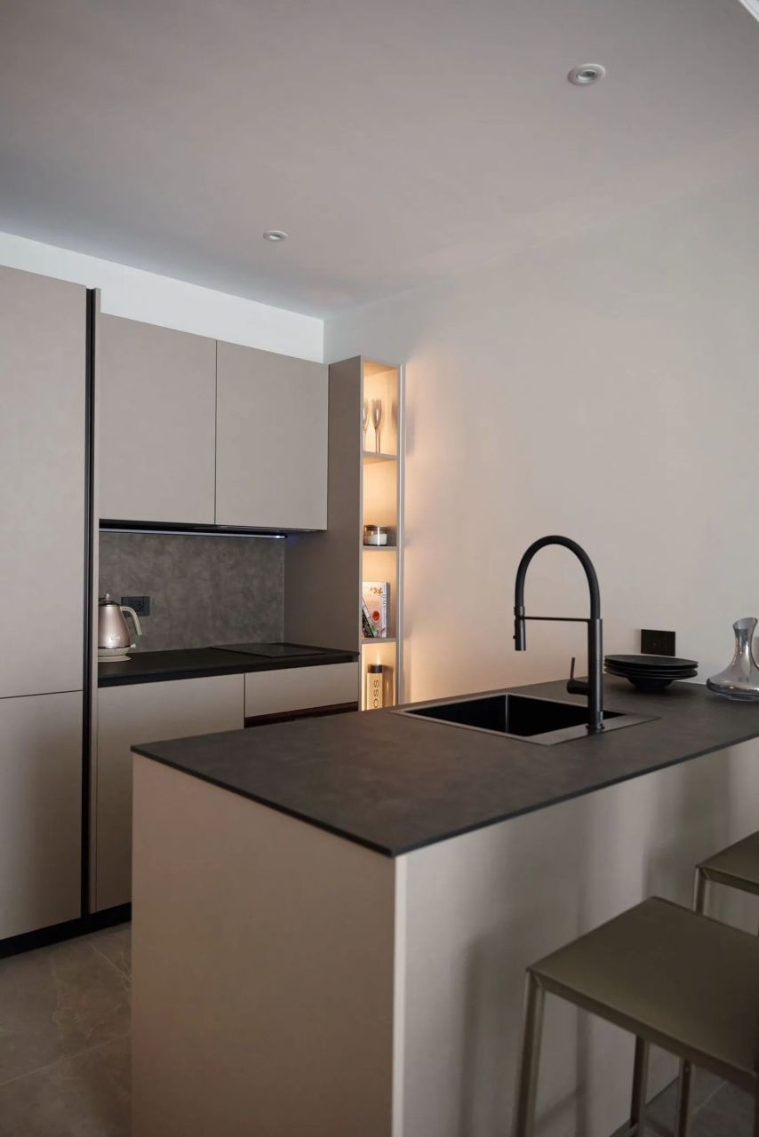 Apartment in Phuket, Thailand, 55 m² - picture 5