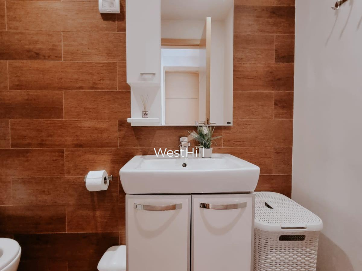 Apartamento en Budva, Montenegro, 61 m² - imagen 11