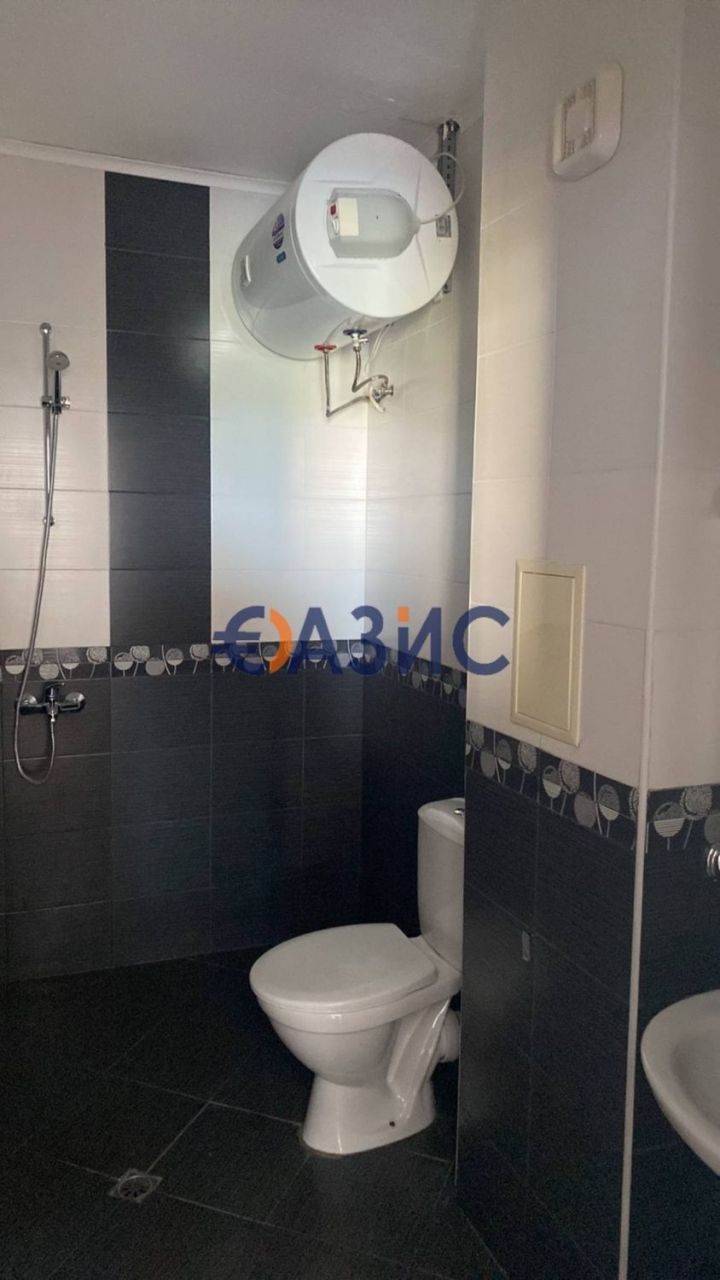 Appartement à Slantchev Briag, Bulgarie, 98.7 m² - image 9