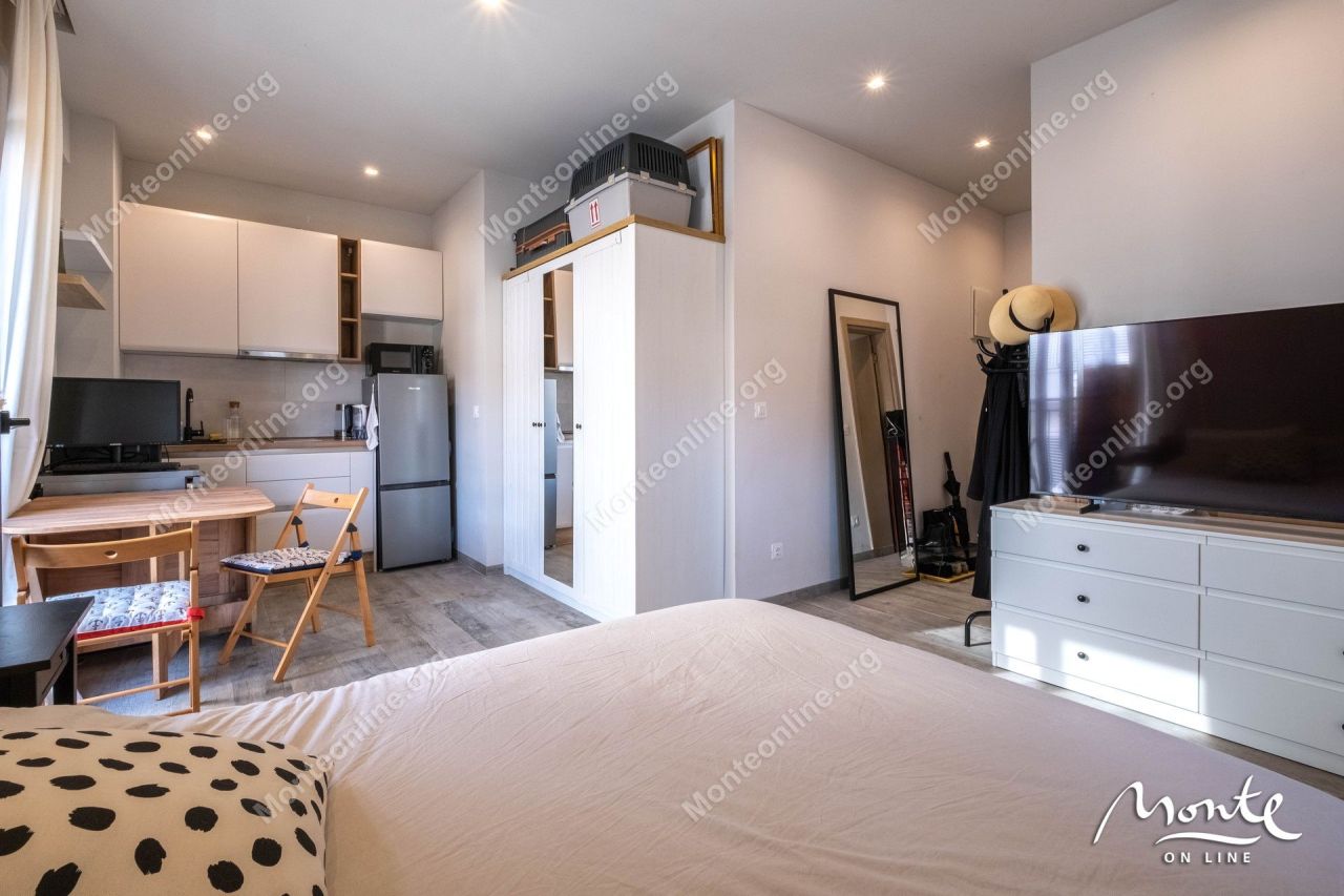 Appartamenti a Tivat, Montenegro, 24.5 m² - foto 2