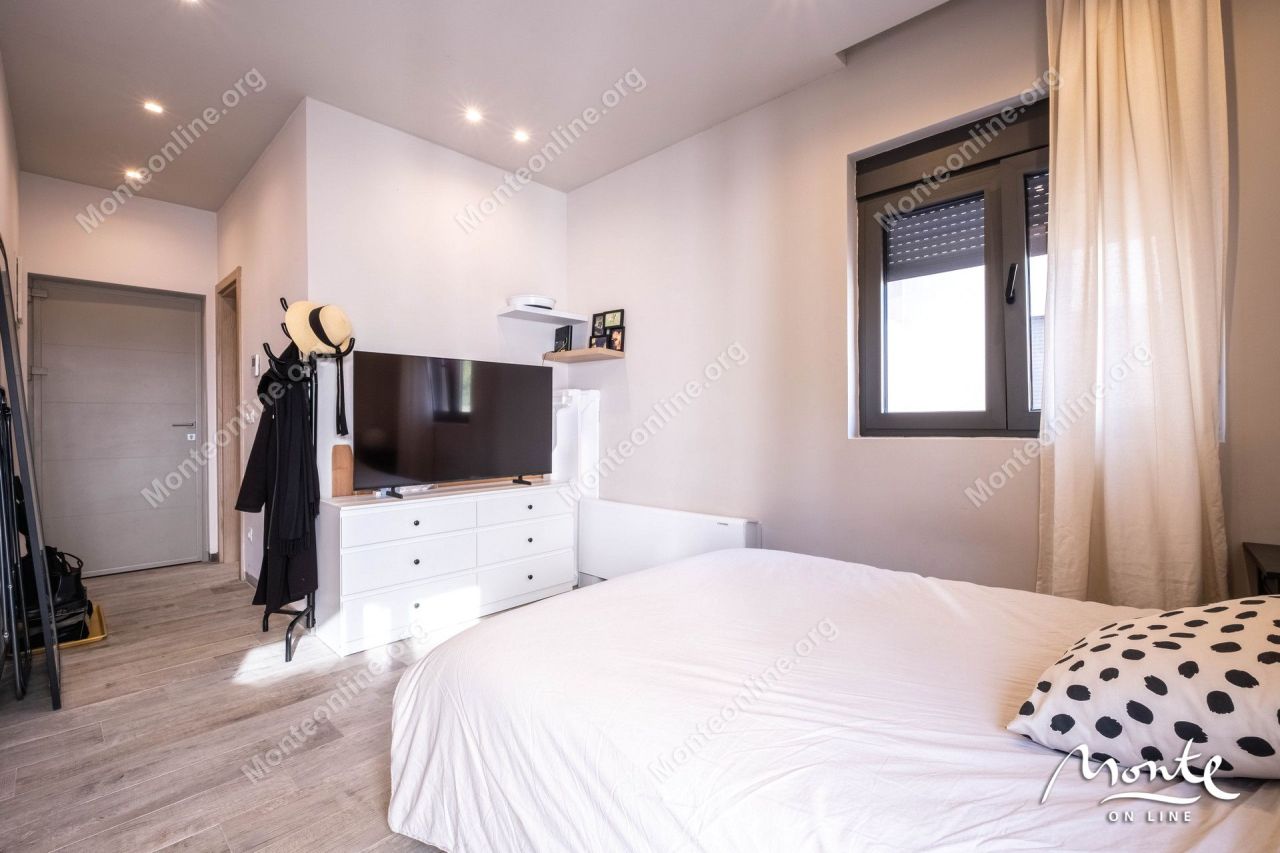 Appartamenti a Tivat, Montenegro, 24.5 m² - foto 3