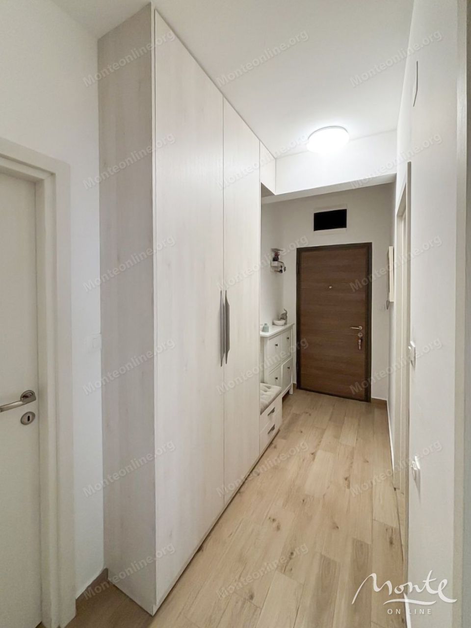 Apartment in Podgorica, Montenegro, 67 m² - picture 6