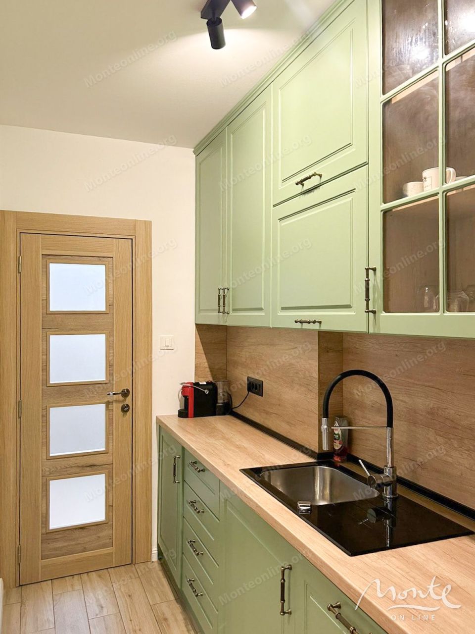 Apartment in Podgorica, Montenegro, 72 m² - picture 10