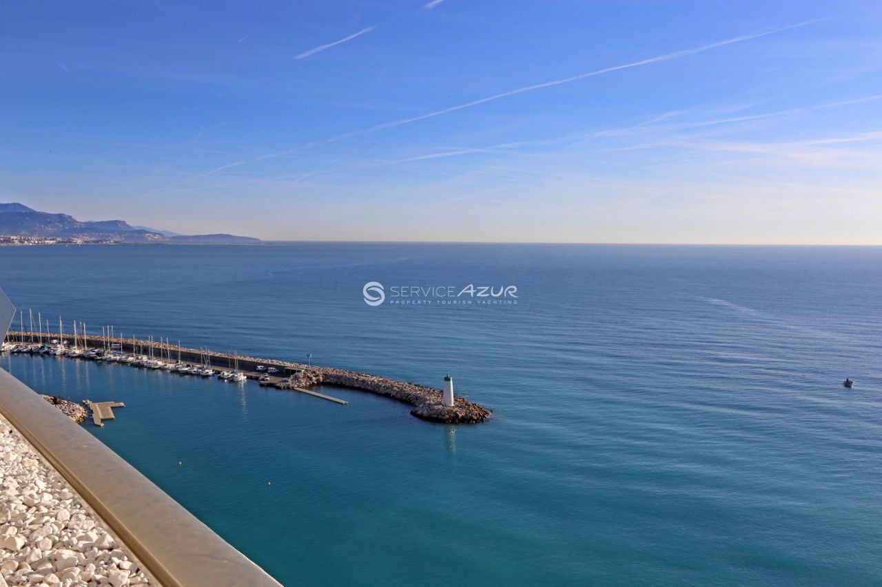 Appartamenti a Villeneuve-Loubet, Francia, 130 m² - foto 16