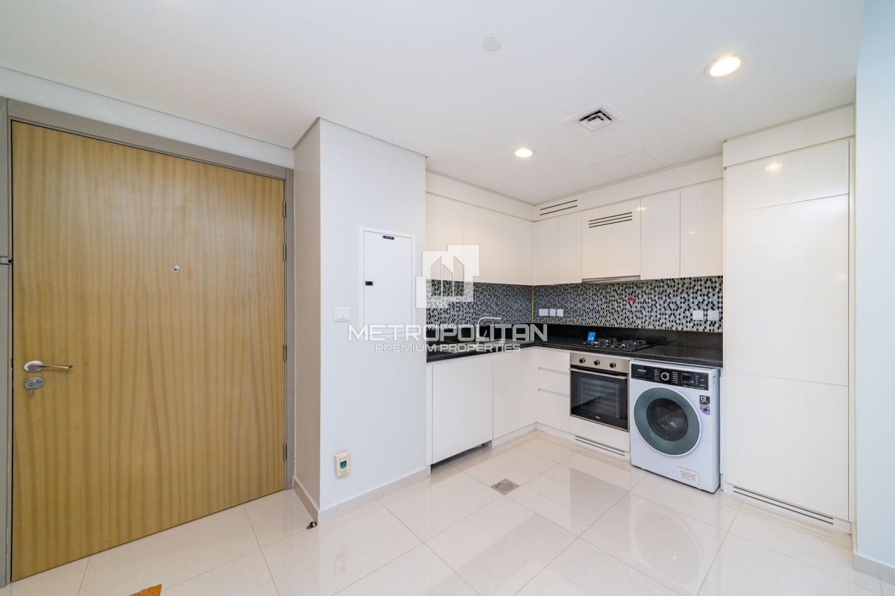 Apartment in Dubai, UAE, 77 m² - picture 5