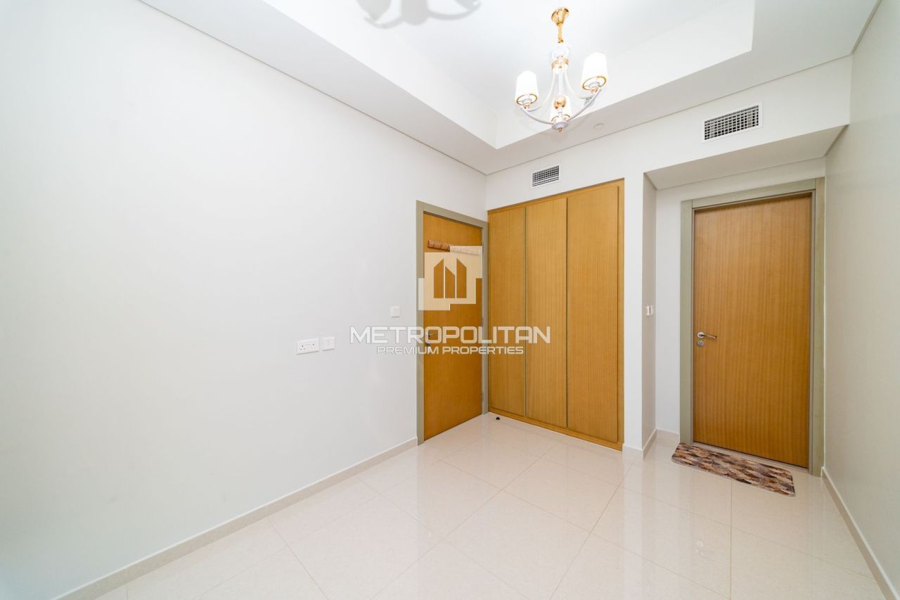 Apartment in Dubai, UAE, 77 m² - picture 13