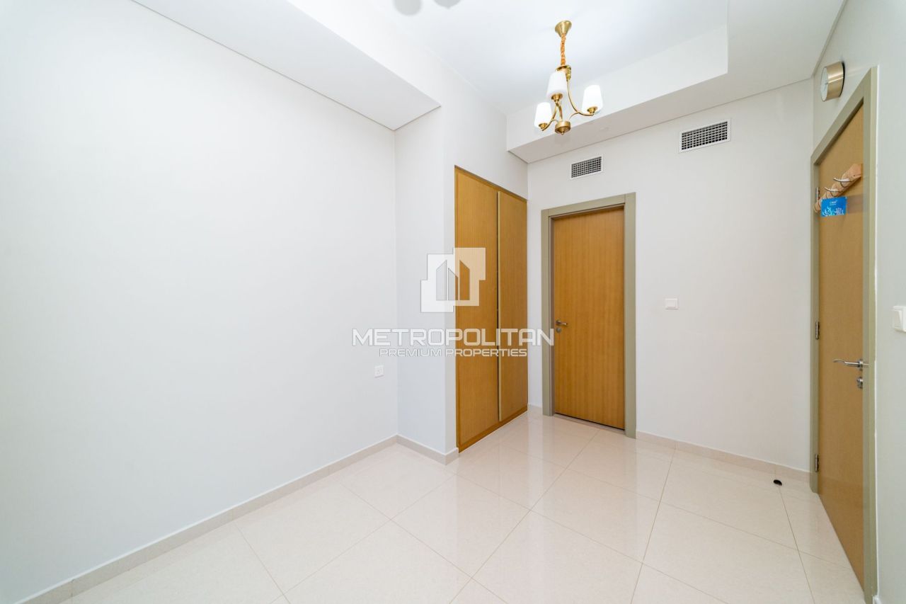Apartment in Dubai, UAE, 77 m² - picture 19