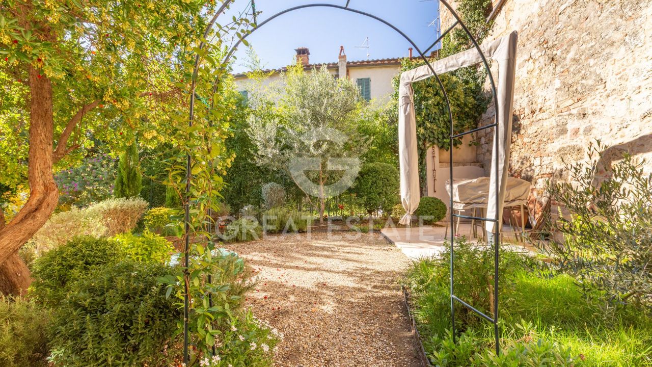 Apartment in Cetona, Italy, 164.1 m² - picture 6