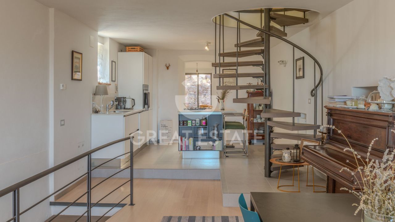 Apartment in Cetona, Italy, 164.1 m² - picture 9