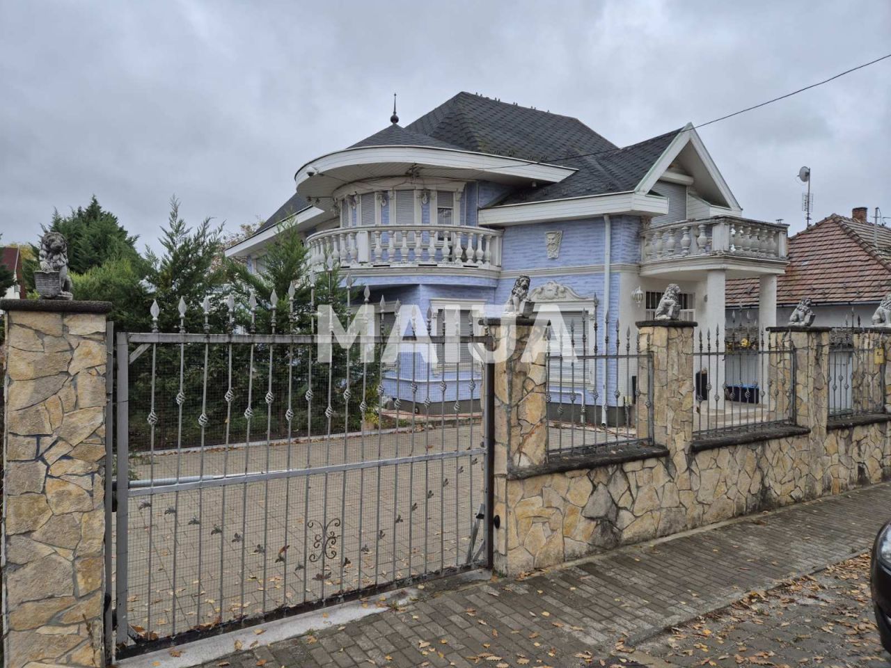 Casa en Budapest, Hungría, 360 m² - imagen 1