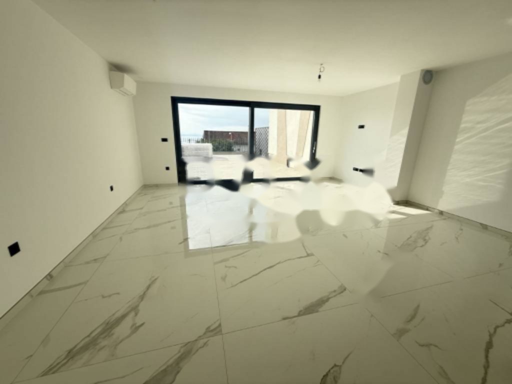 Flat in Opatija, Croatia, 172 m² - picture 1