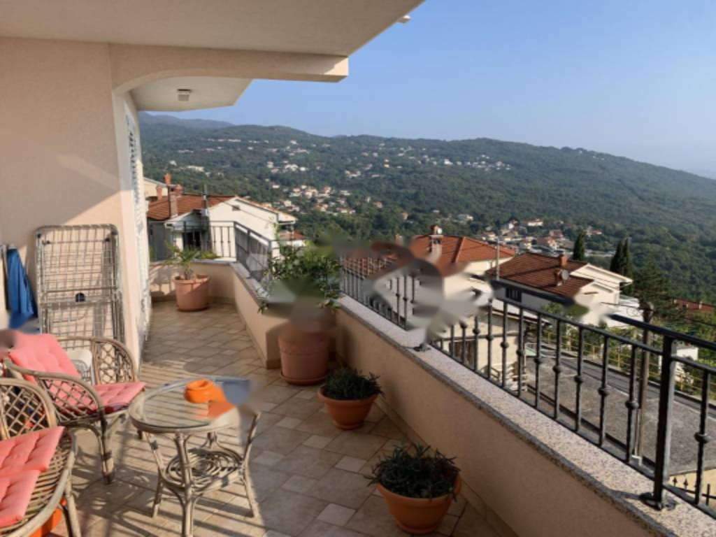 Piso en Opatija, Croacia, 114 m² - imagen 1