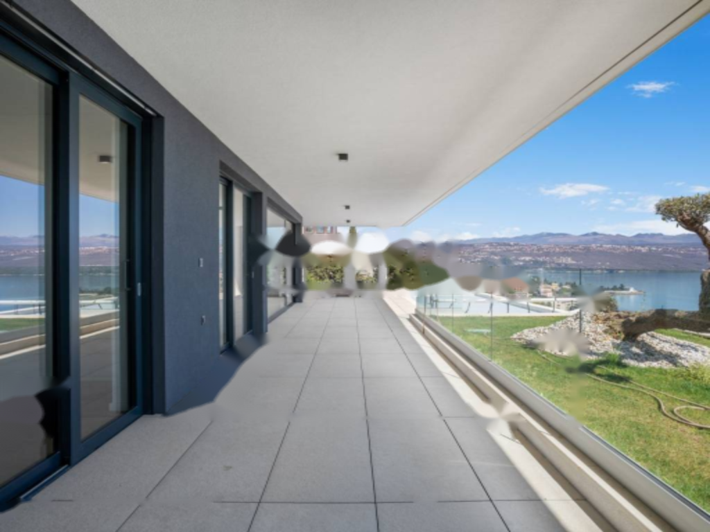 Flat in Opatija, Croatia, 251 m² - picture 1