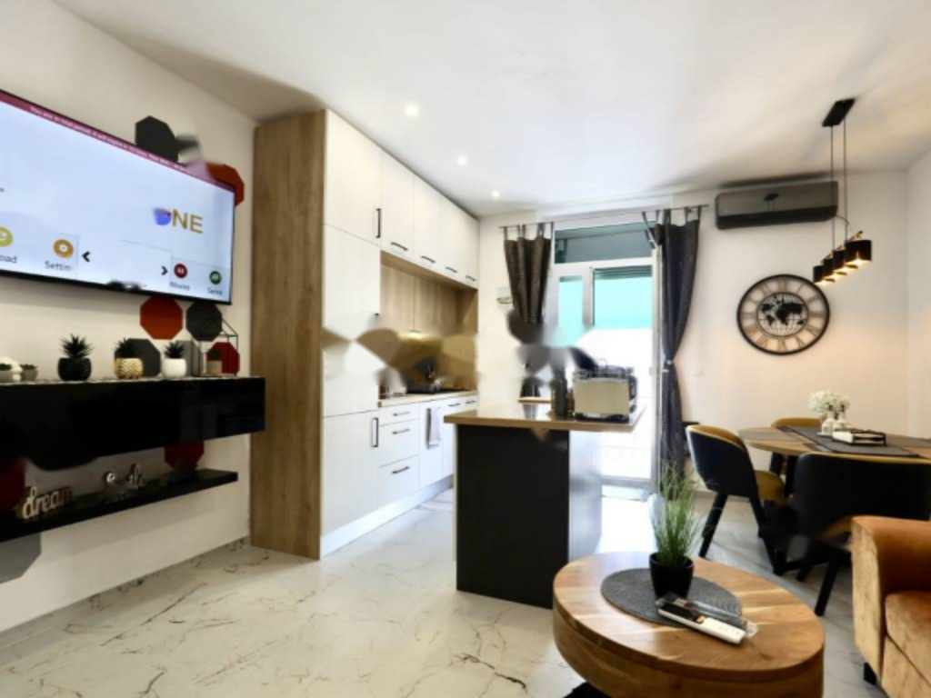 Flat in Opatija, Croatia, 43 m² - picture 3