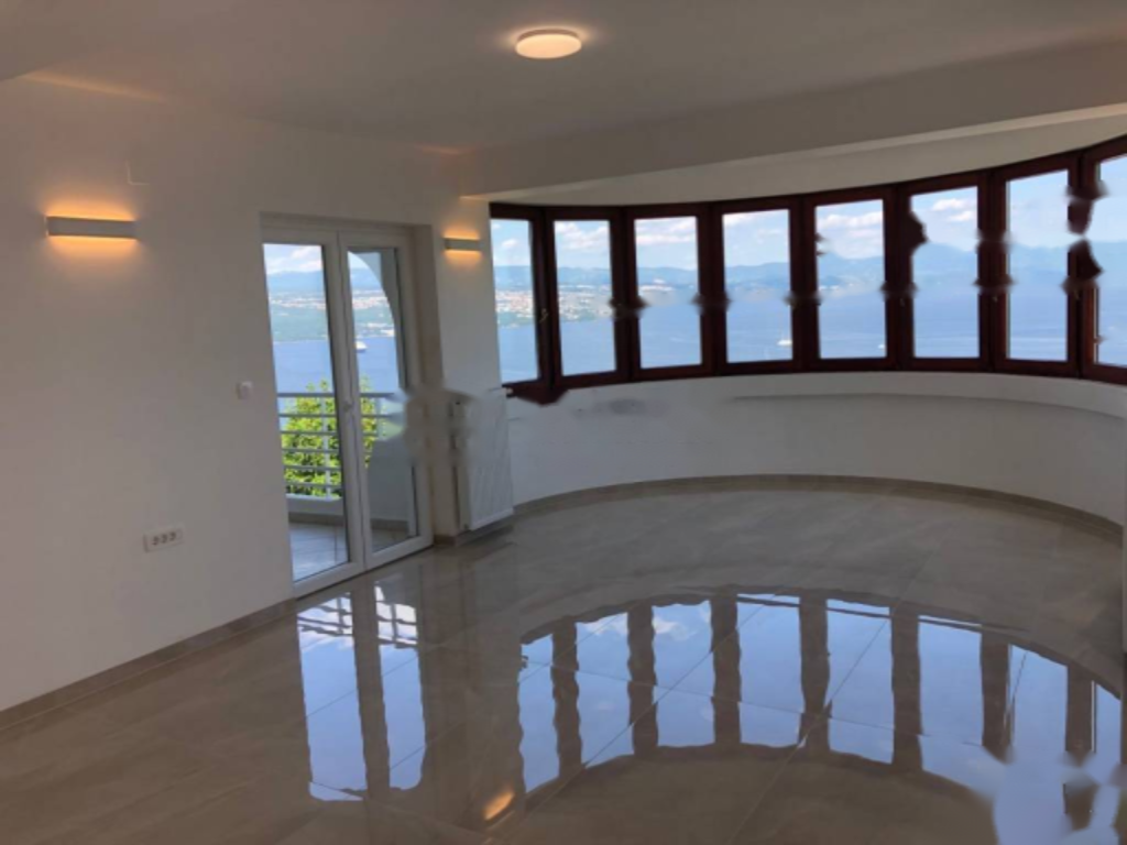 Flat in Opatija, Croatia, 205 m² - picture 4