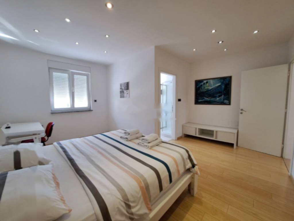 Piso en Opatija, Croacia, 173 m² - imagen 5