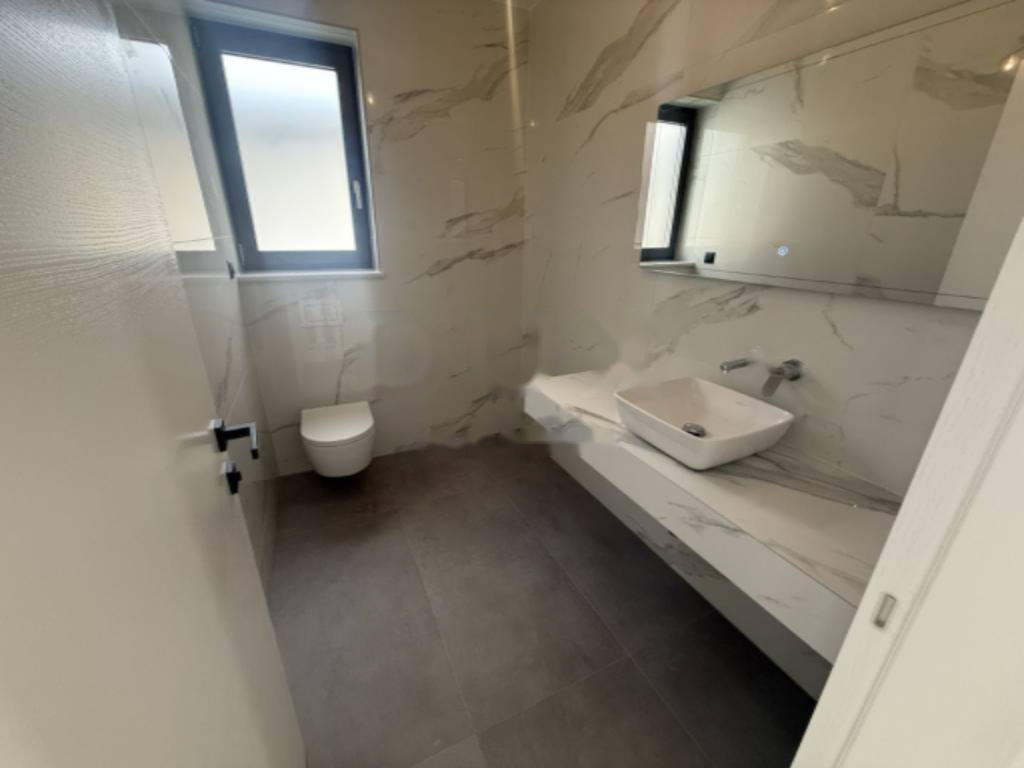 Flat in Opatija, Croatia, 172 m² - picture 5