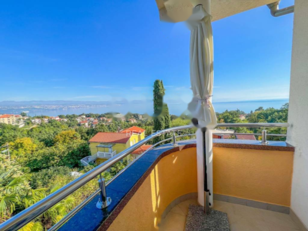 Piso en Opatija, Croacia, 86 m² - imagen 5