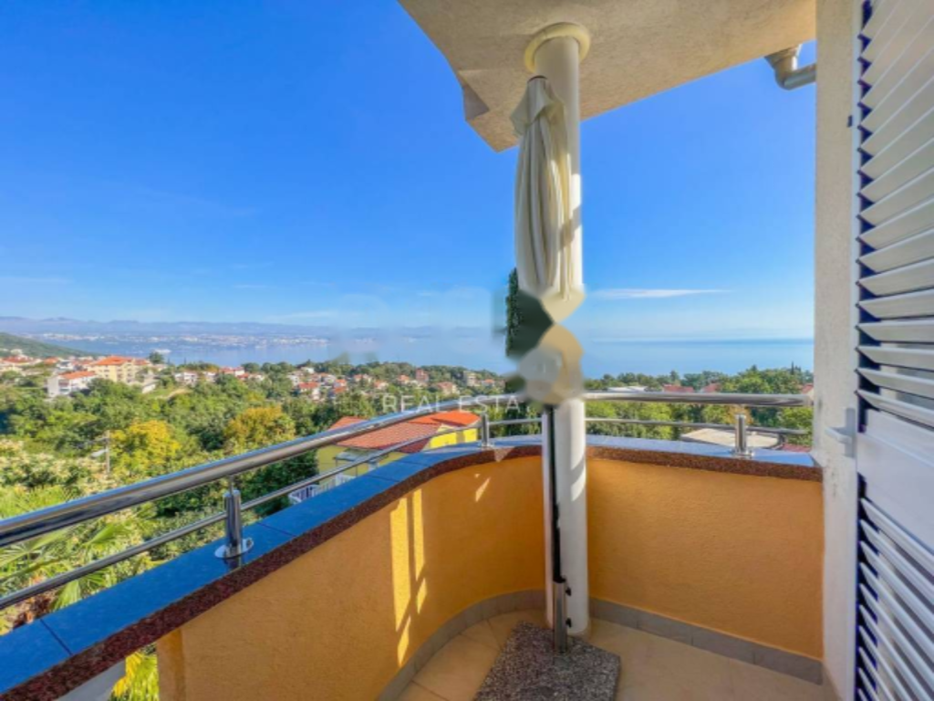 Piso en Opatija, Croacia, 86 m² - imagen 7