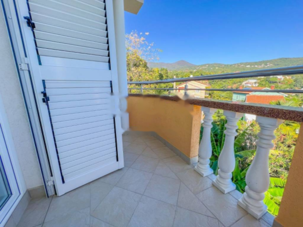 Piso en Opatija, Croacia, 86 m² - imagen 17