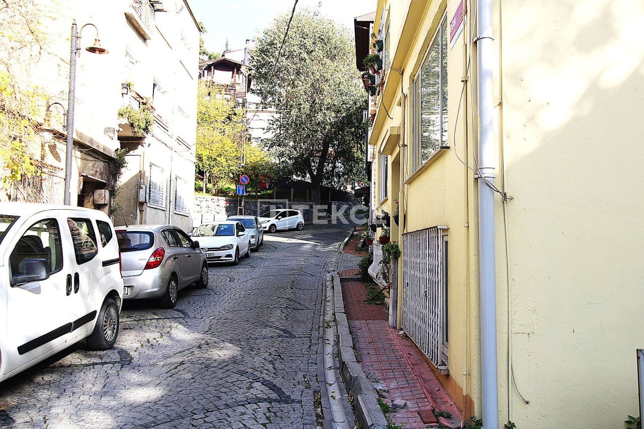 Apartment in Istanbul, Turkey, 135 m² - picture 4