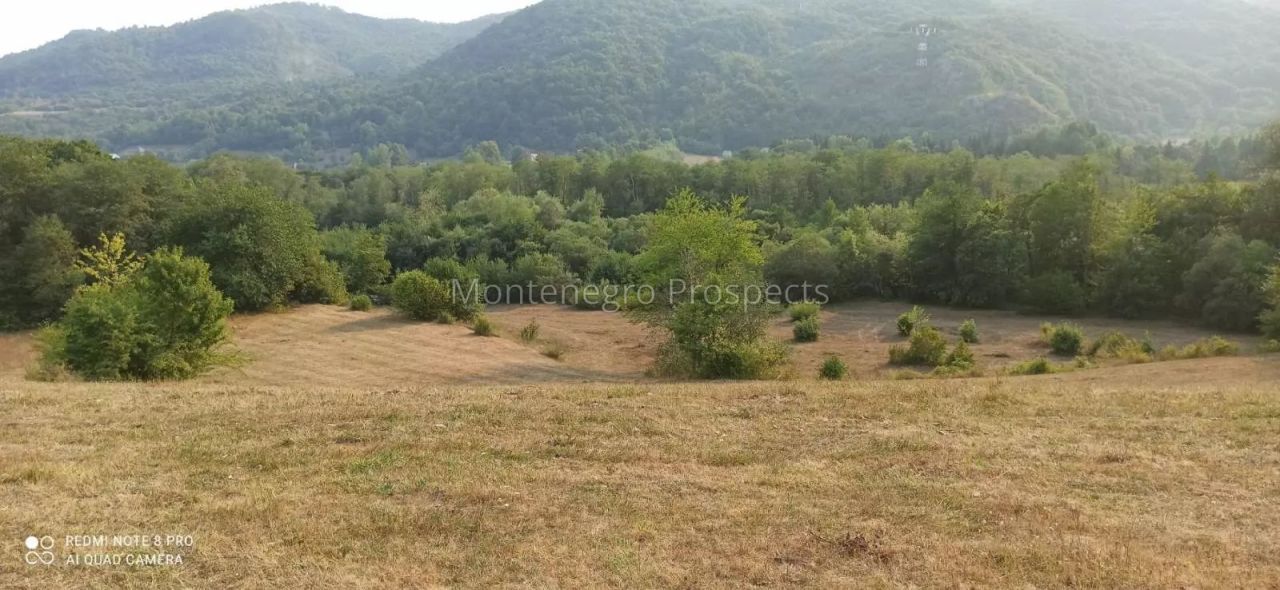 Land in Kolasin, Montenegro, 15 000 m² - picture 1