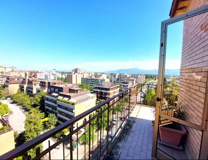 Penthouse in Latina, Italy, 116 m² - picture 8