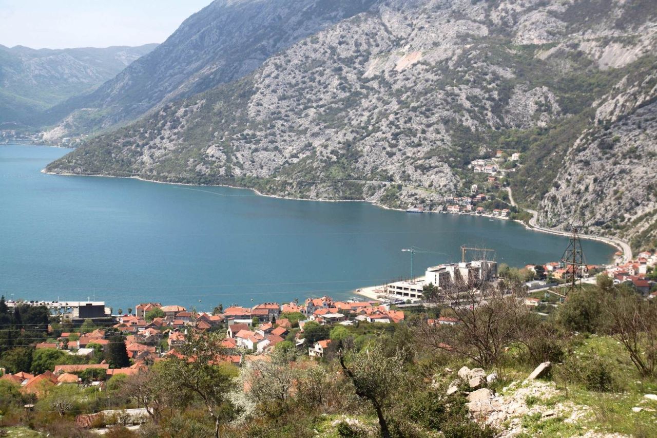 Terrain à Kotor, Monténégro, 42.3 ares - image 11