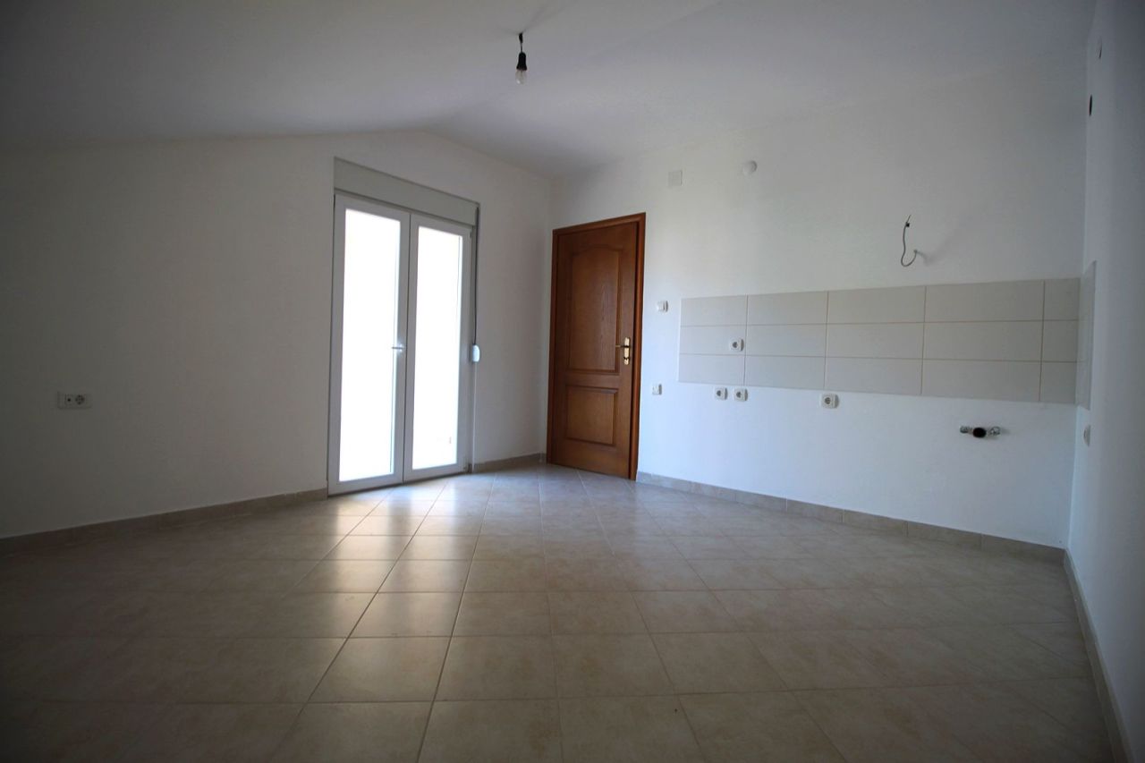 Casa en el Bar, Montenegro, 188 m² - imagen 10