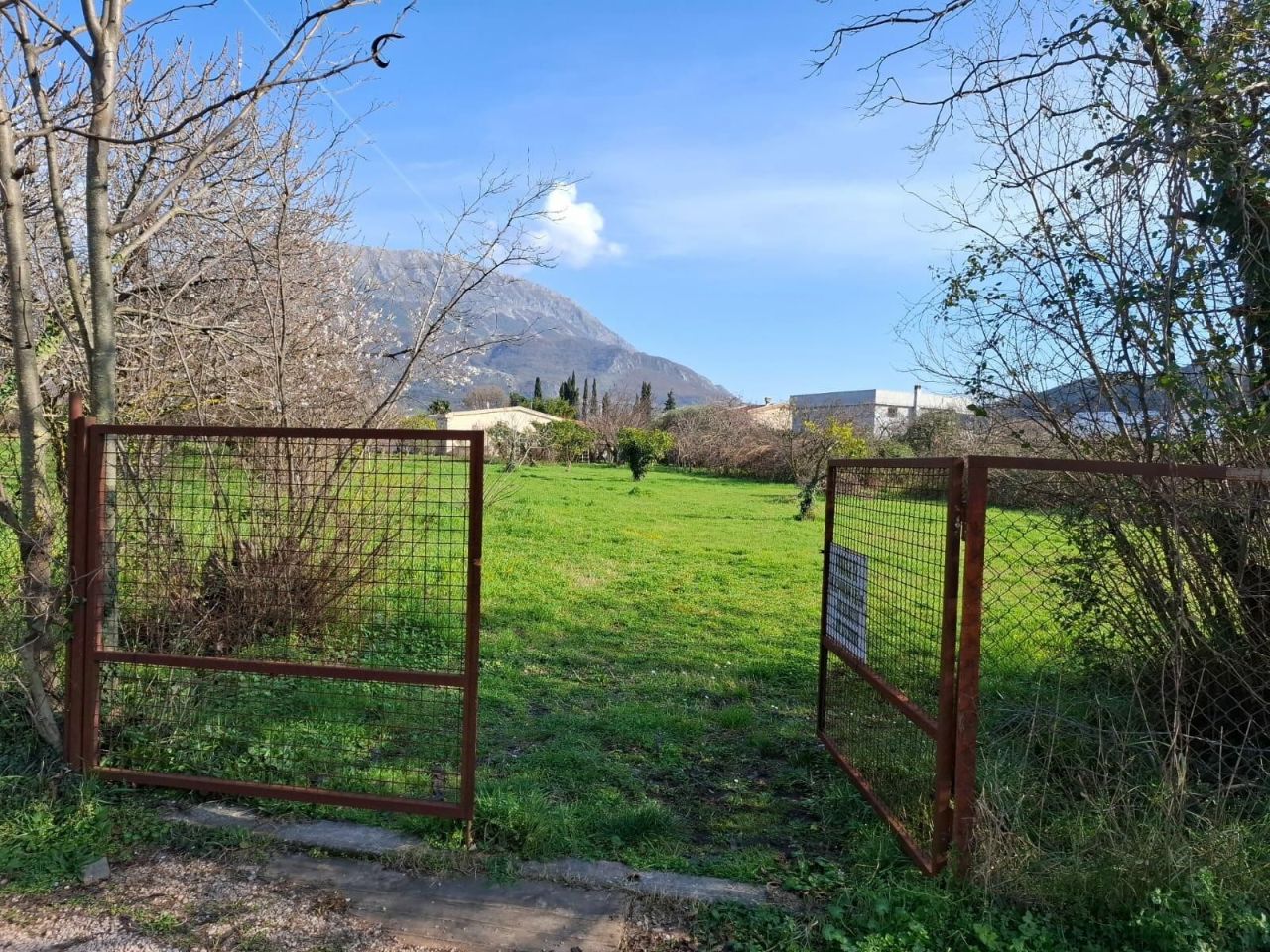 Terreno en el Bar, Montenegro, 3 752 m² - imagen 1